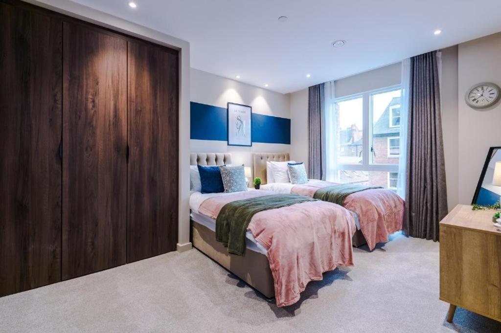 Exquisite Central York Abode Sleeps 6! ภายนอก รูปภาพ