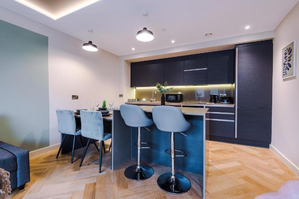 Exquisite Central York Abode Sleeps 6! ภายนอก รูปภาพ