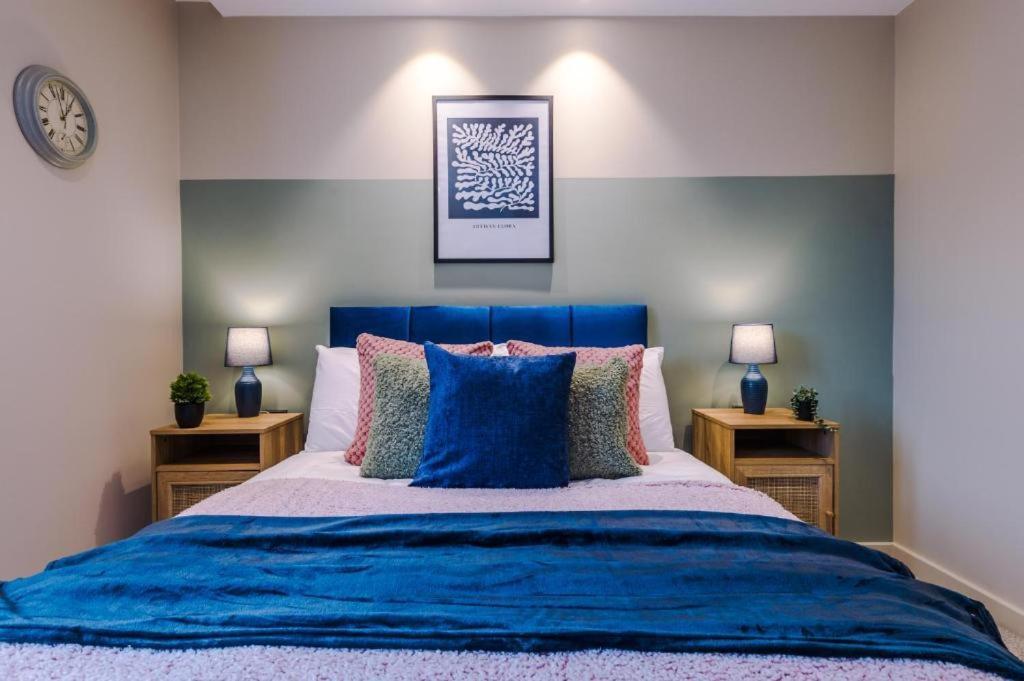 Exquisite Central York Abode Sleeps 6! ภายนอก รูปภาพ