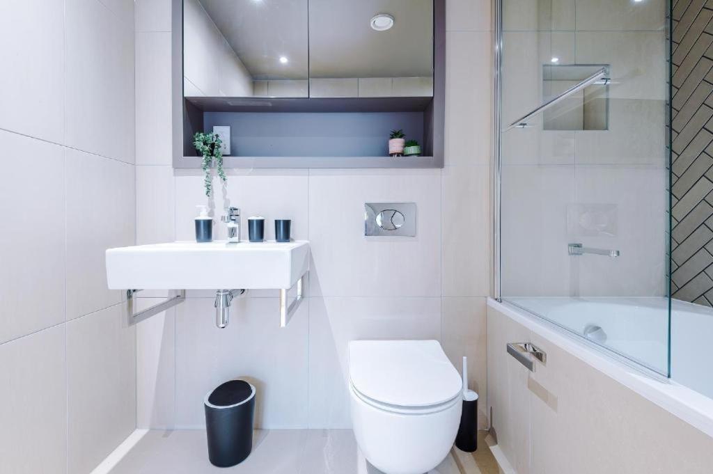 Exquisite Central York Abode Sleeps 6! ภายนอก รูปภาพ