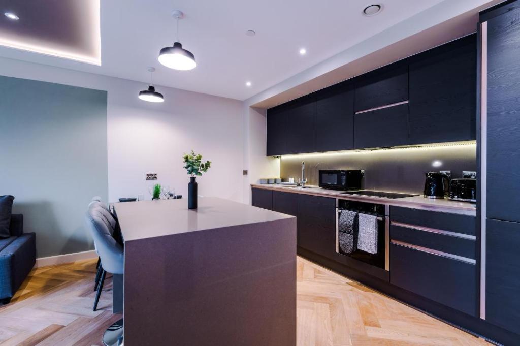 Exquisite Central York Abode Sleeps 6! ภายนอก รูปภาพ