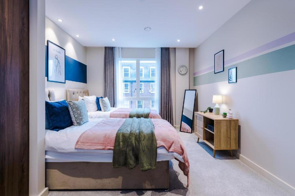 Exquisite Central York Abode Sleeps 6! ภายนอก รูปภาพ